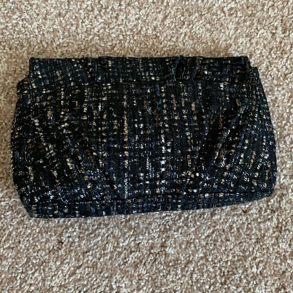 Clutch - Picture 4 of 8